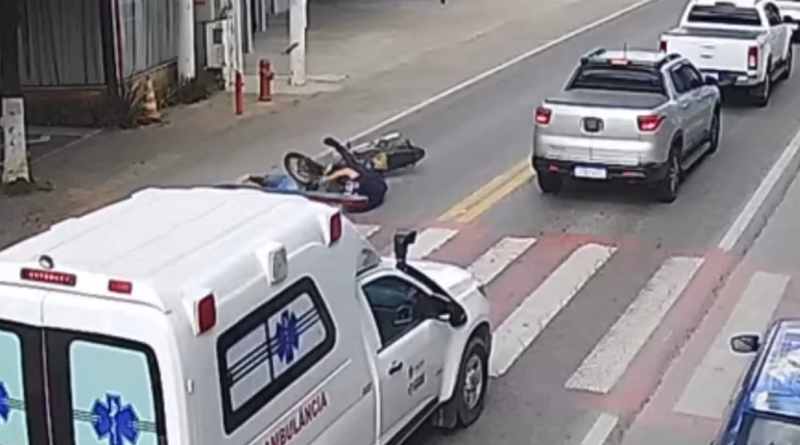 Idosa é atropelada por moto na faixa de pedestre em Itaperuna